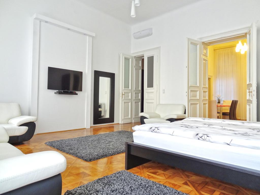 Erzsebet Boulevard Apartment Budapest Chambre photo